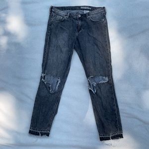 Low waist girlfriend jeans size 26